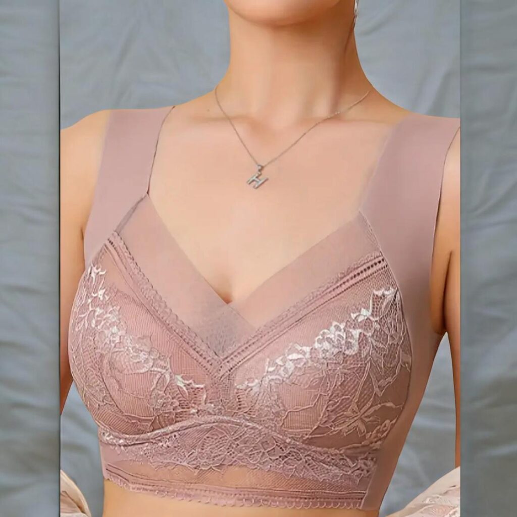 3pcs Solid Floral Lace Wireless Tank Bra.